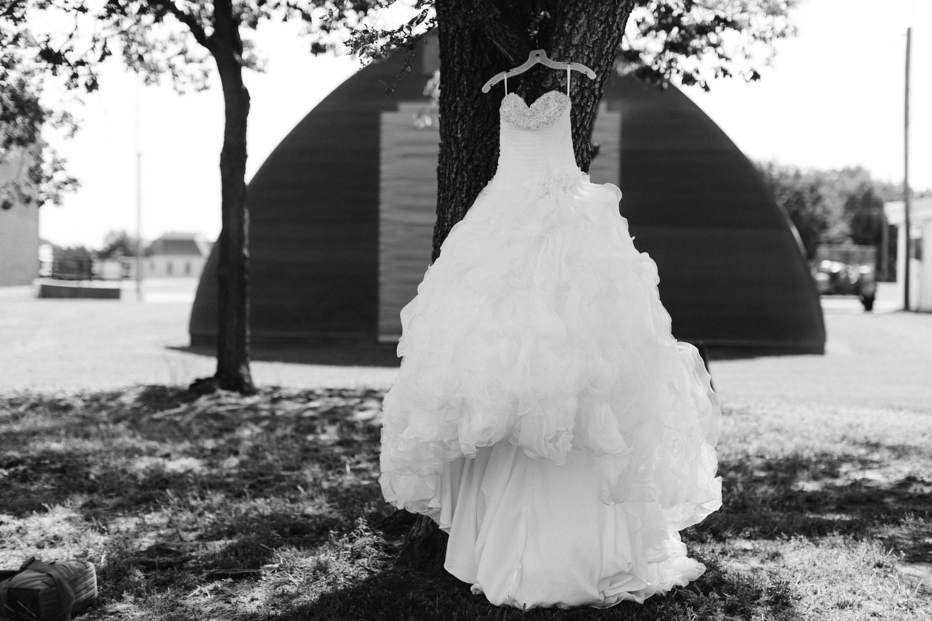 Great Bend Kansas Wedding Photography La Brisa Emma York
