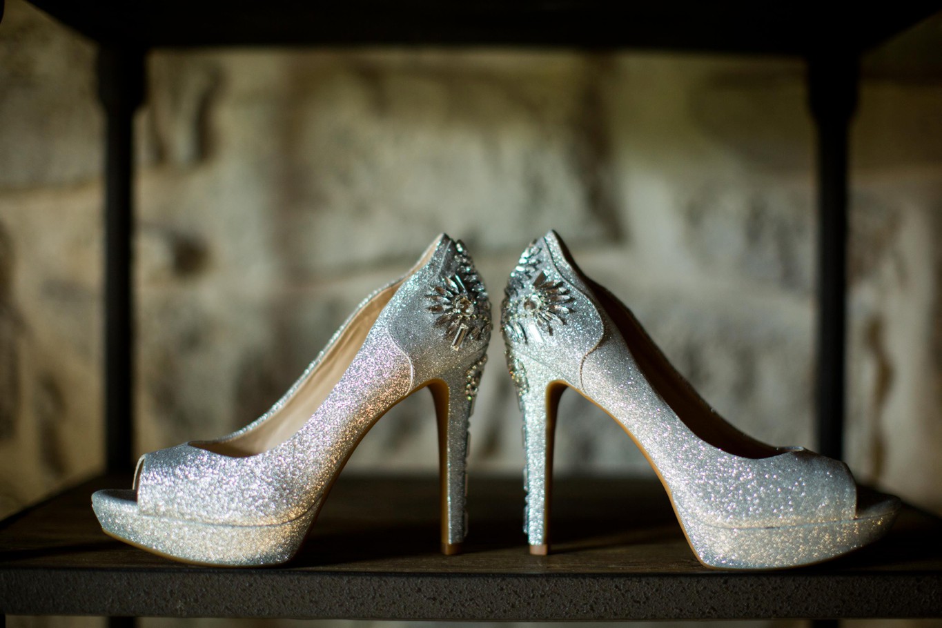 Kristy & Tye's Wedding Photography Preview | Manhattan, KS | Emma York