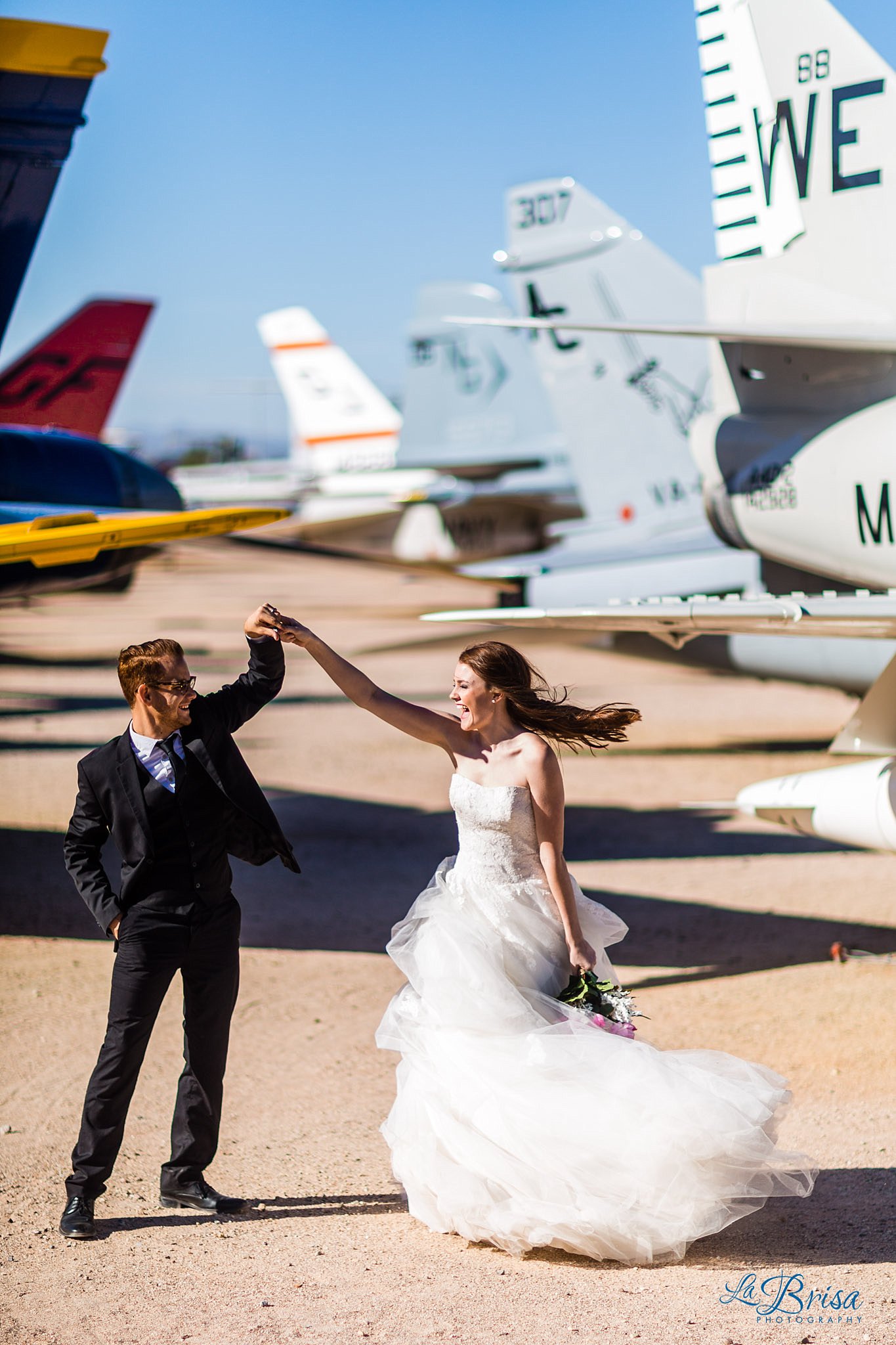 bride groom dancing pima air space museum