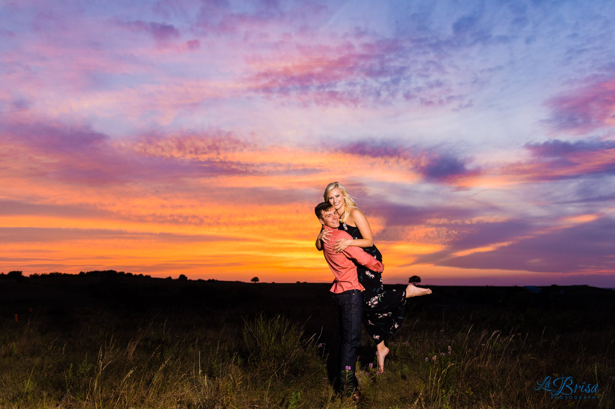 Colorful Midwest Sunset Engagement lift