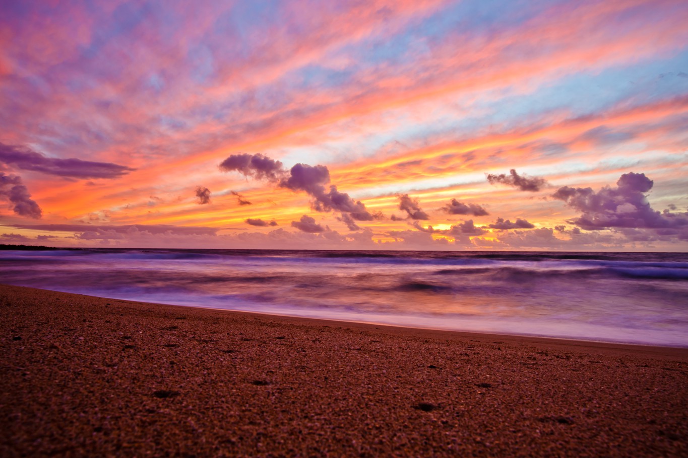 Hawaiian Sunrise Kaelia Beach